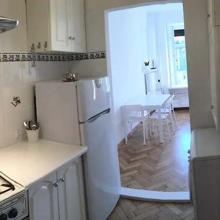 Flat In The Absolute Centre Of דירה ורשה