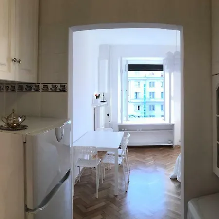 Flat In The Absolute Centre Of דירה ורשה
